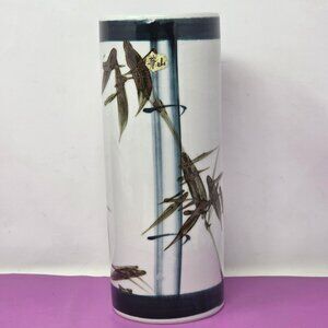 Vintage Japanese Kazan Kiln Bamboo Porcelain Vase – Hand-Painted Arita Ware
